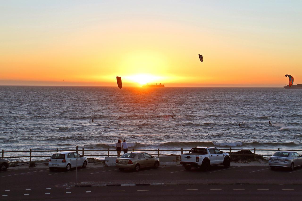 Ferienwohnung Cap Du Mont Cape Town Bloubergstrand Exterior foto