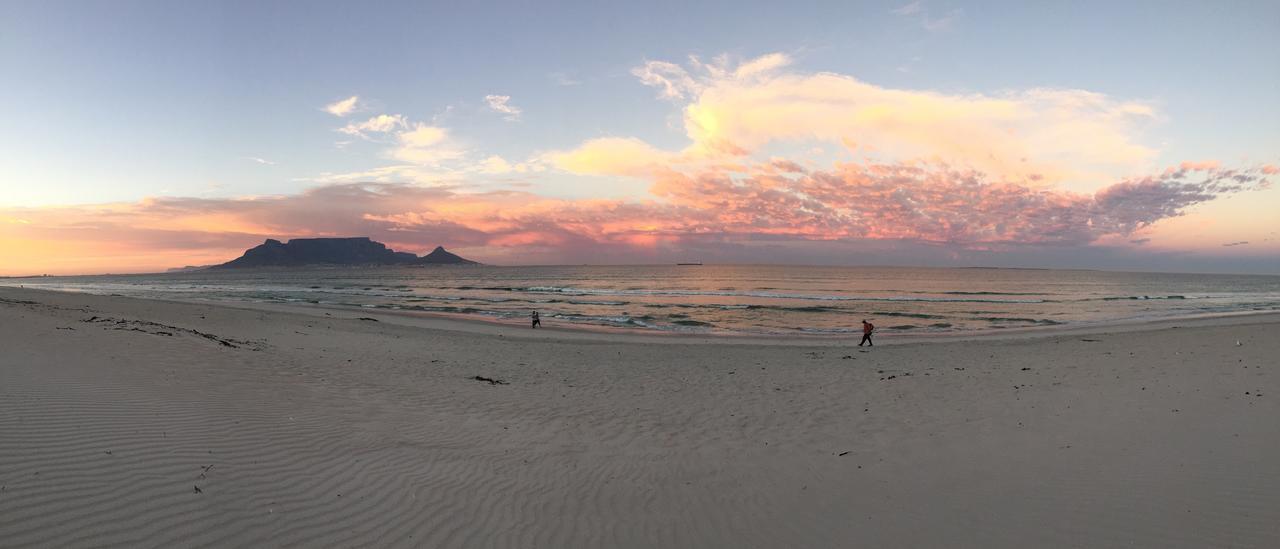 Ferienwohnung Cap Du Mont Cape Town Bloubergstrand Exterior foto