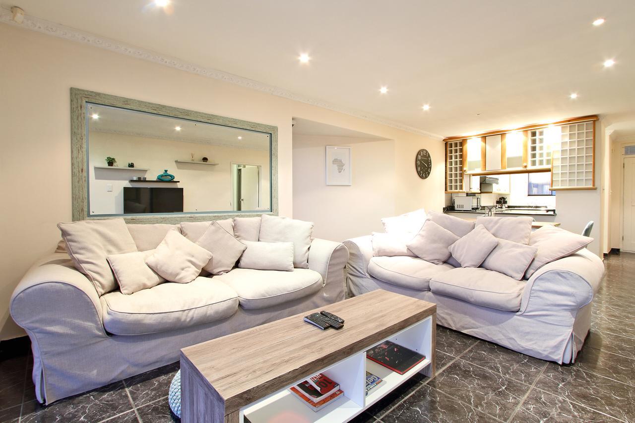 Ferienwohnung Cap Du Mont Cape Town Bloubergstrand Exterior foto